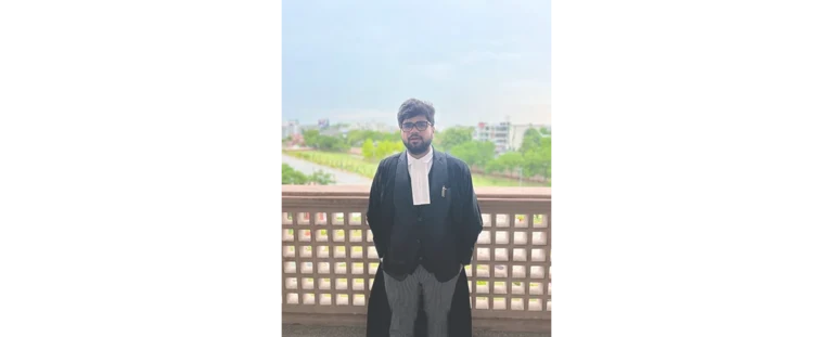 प्रकर्ष पांडेय